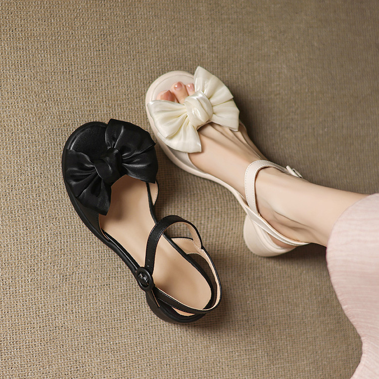 Minimalist Open Toe Chunky Heel Sandals